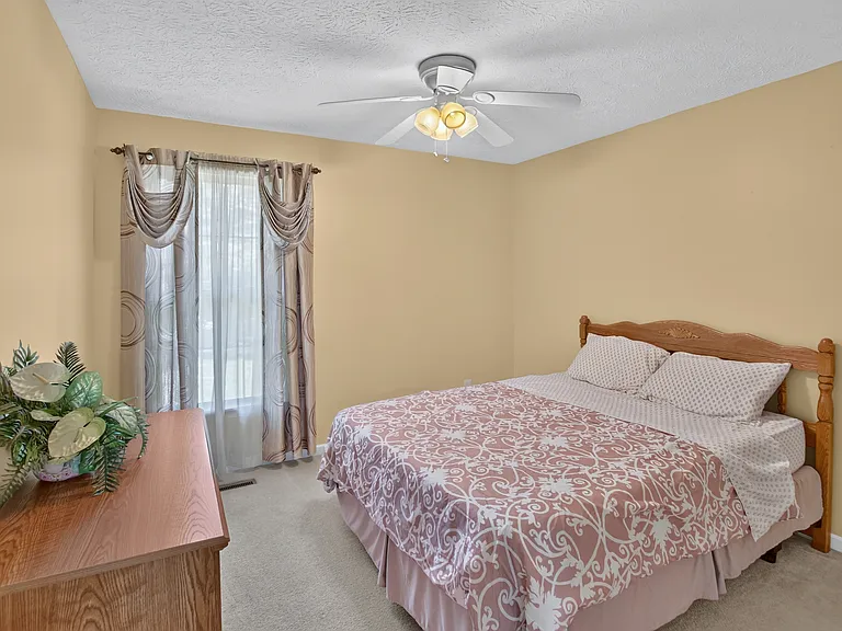 11309 Lake Meadow Ln — Photo 31