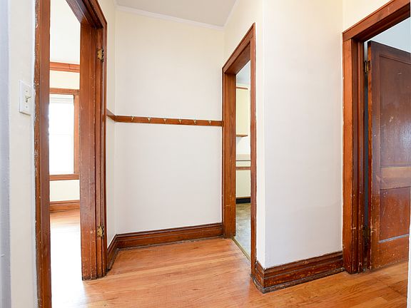 4th image of 5130 N Austin Ave Floor 2
