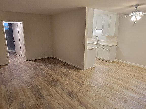 4th image of 10918 National Blvd #A4