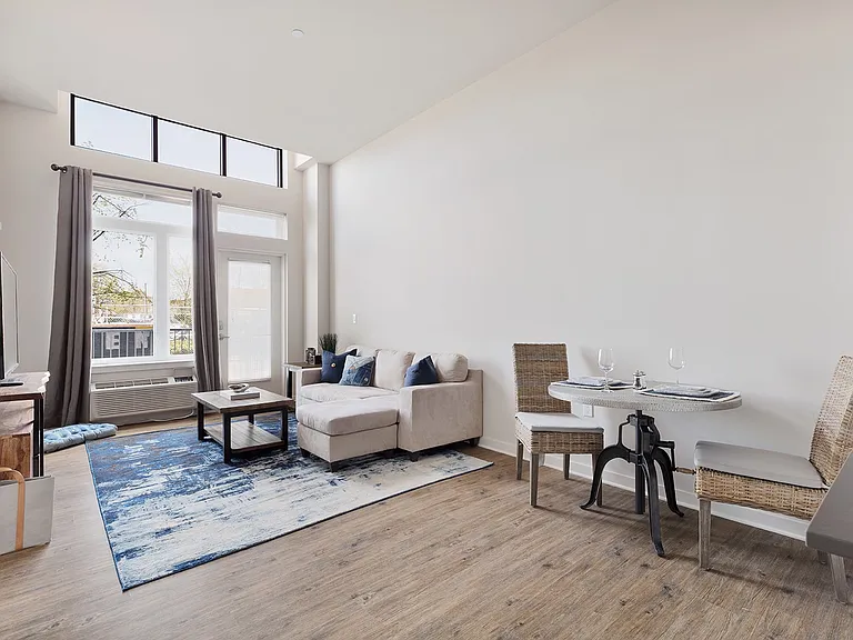 7 University Place Blvd #410 — Photo 5