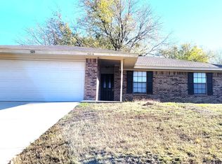 4216 Canyon Trl, Lake Worth, TX 76135