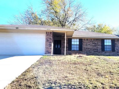 4216 Canyon Trl, Lake Worth, TX, 76135