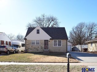 2317 Burnham St, Lincoln, NE 68502