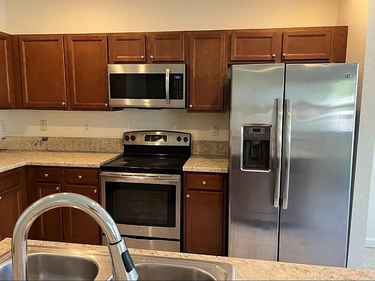 15153 SW 117th Ter — Photo 3