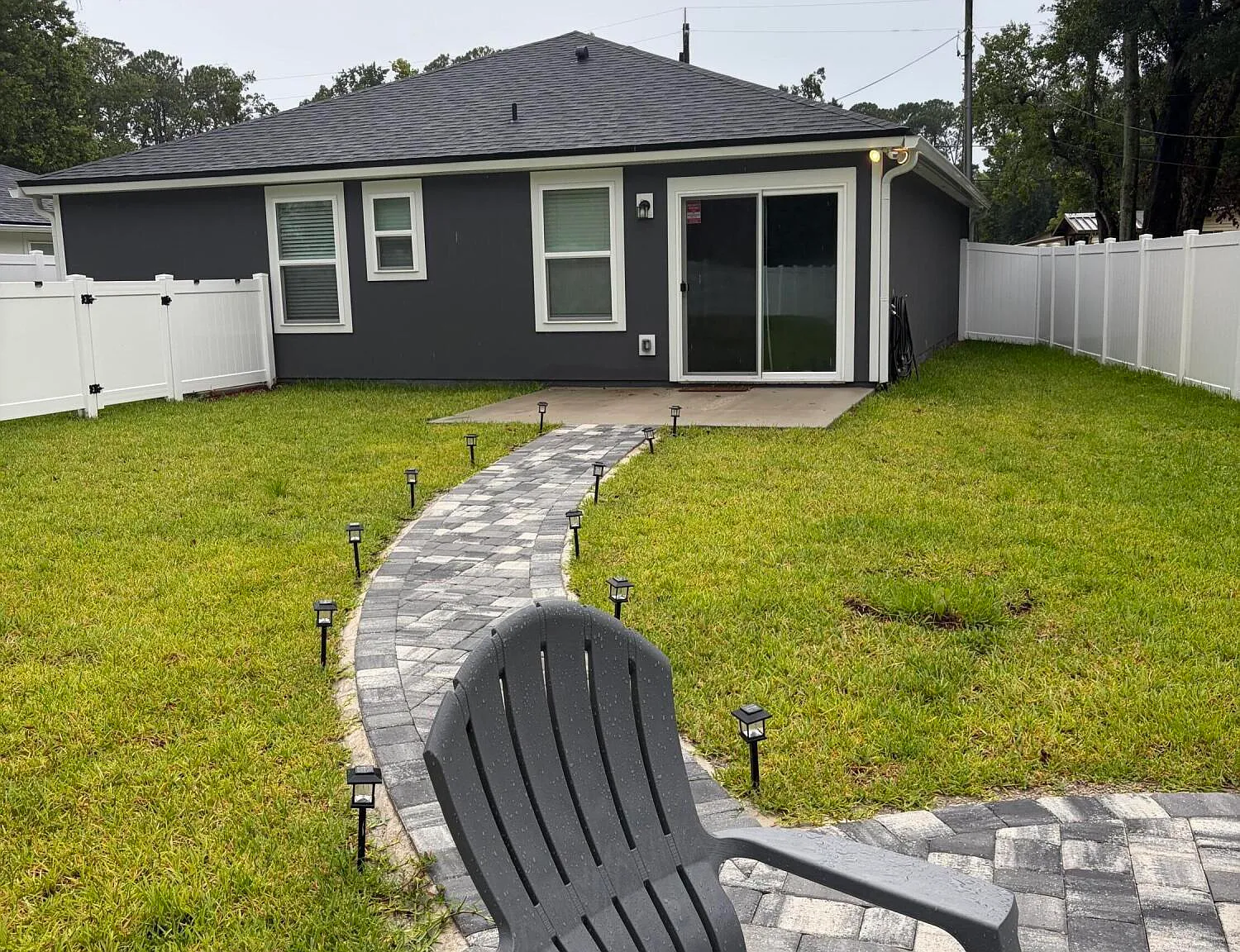 3 bed, 2.0 bath, 1200 sqft, $2,950 — Photo 2