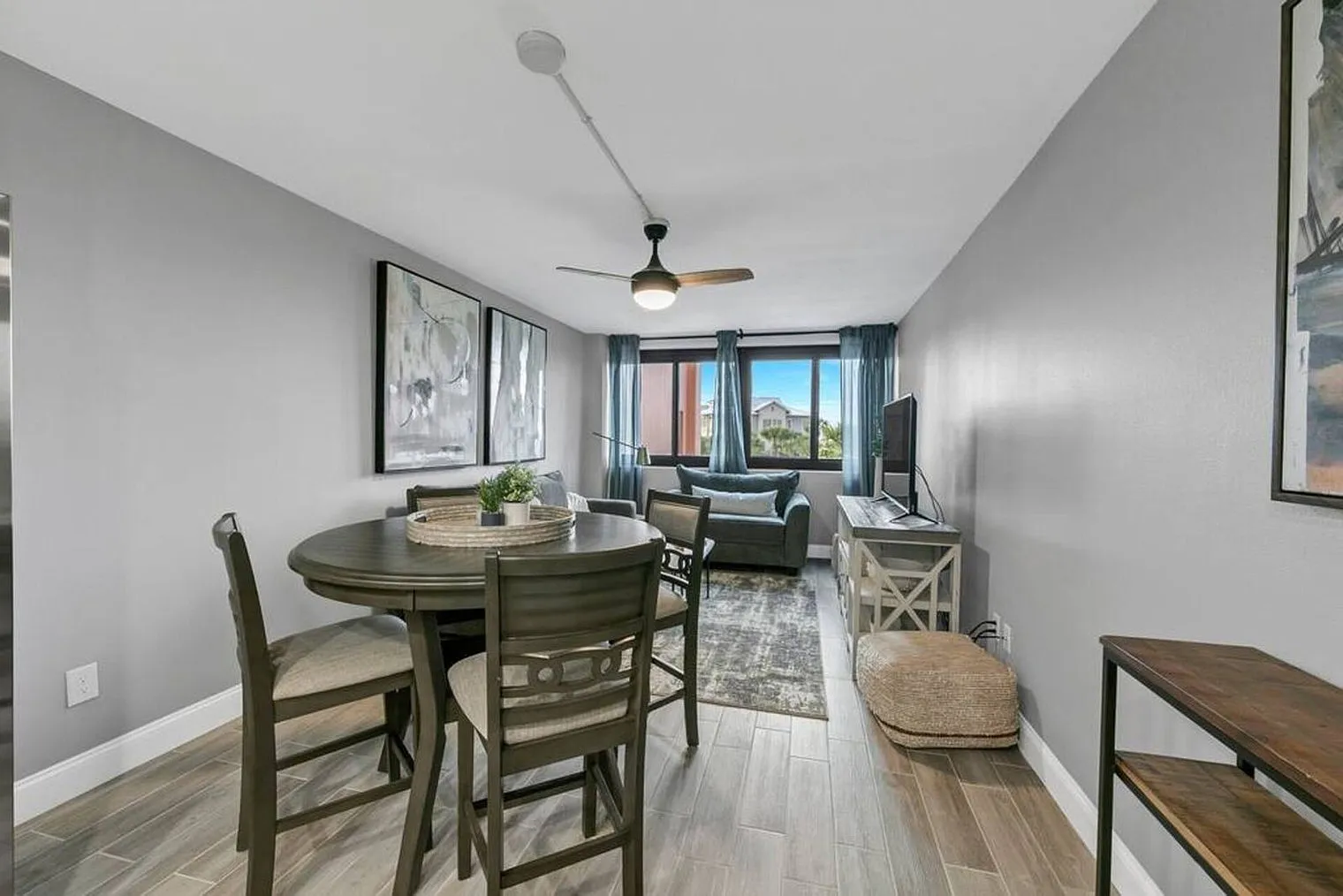 1 bed, 1.0 bath, 17954 sqft, $4,260 — Photo 2