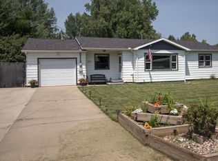 755 Harrison St, Sheridan, WY 82801