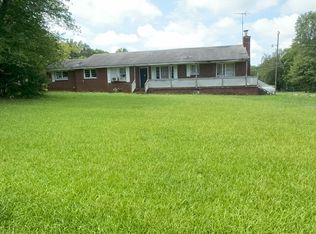 859 Narnie Rd, Laurens, SC 29360