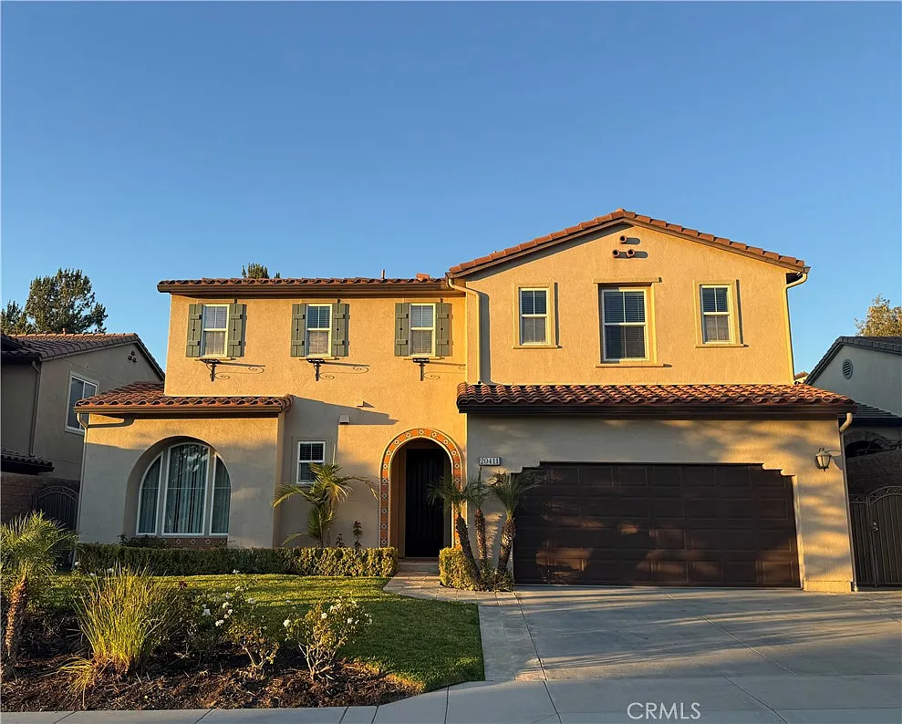 4 bed, 3.5 bath, 2942 sqft, $5,800 — Photo 1
