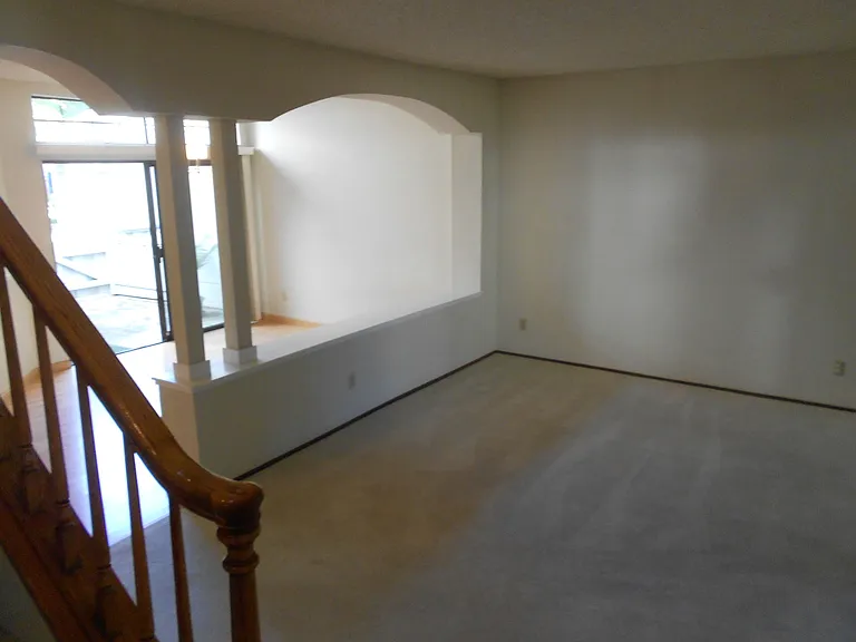 455 Mountain Laurel Ct — Photo 6