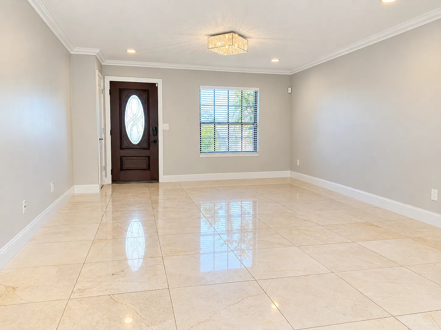 3 bed, 1501 sqft, $3,150 — Photo 2