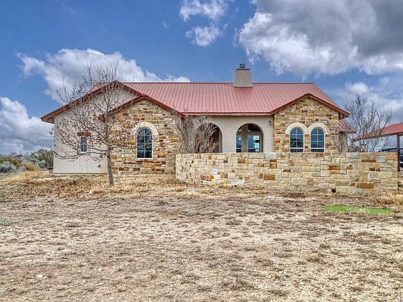 4th image of 241 Marsh