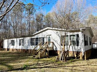 7839 Doe Run Trl, Staley, NC 27355