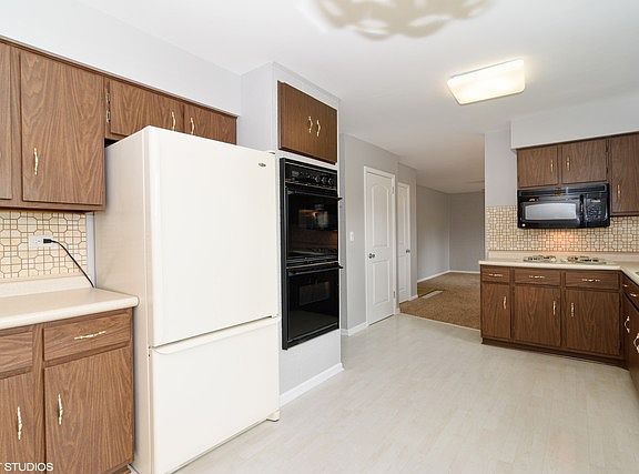 4th image of 1808 W Thornwood Ln
