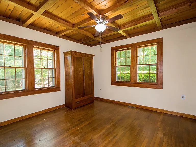 117 Lake Dr — Photo 19