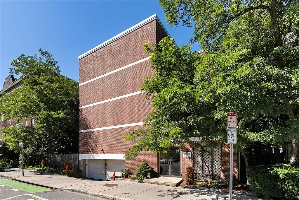 1 bed, 1.0 bath, 520 sqft, $2,650 — Photo 3