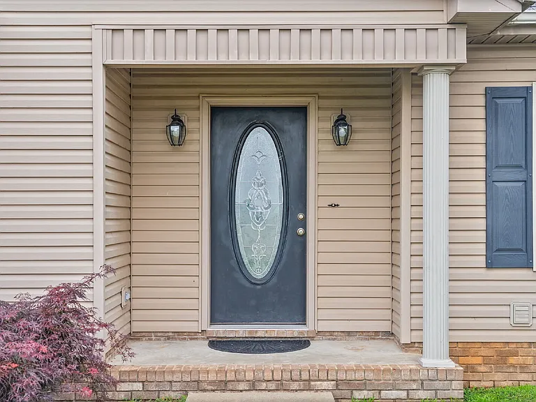 212 Westminster Pl — Photo 4