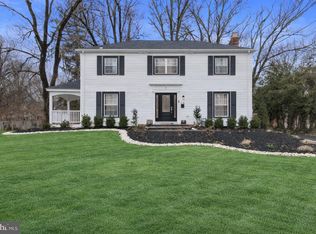 11 Hendrickson Rd, Lawrence Township, NJ 08648