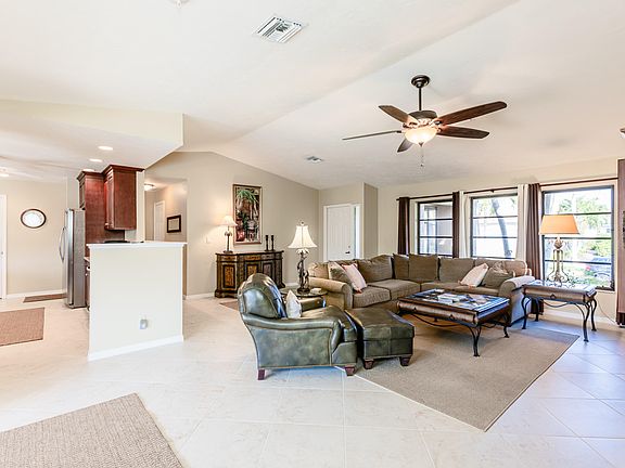 3rd image of 1253 Mariana Ct