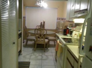 7401 NW 16th St #104, Plantation, FL 33313