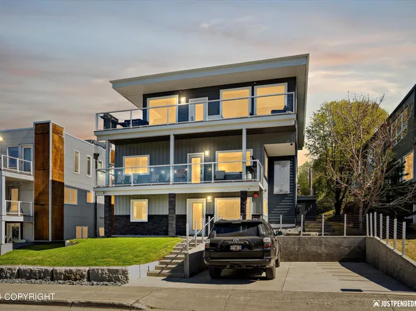 627 N St, Anchorage, AK 99501