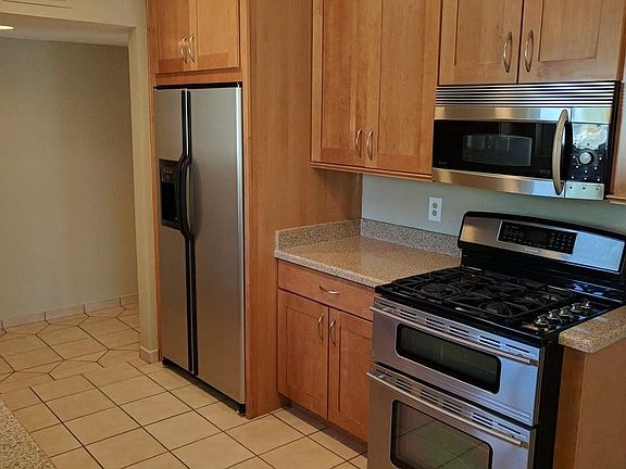 4th image of 2563 E Captain Dreyfus Ave