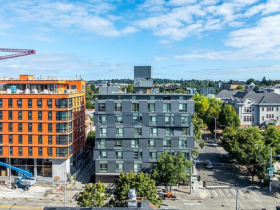 5th image of 5001 Brooklyn Ave NE #602