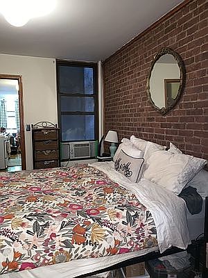 3rd image of 341 E 85th St APT 1