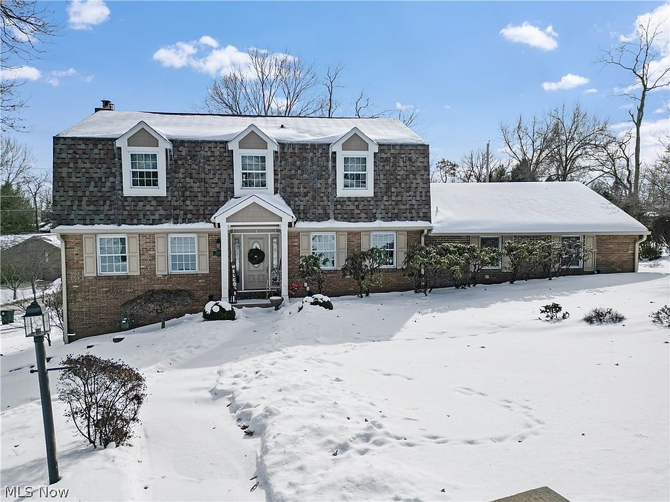 1st image of 4804 White Oaks Dr