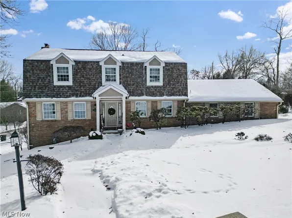 4804 White Oaks Dr, Steubenville, OH 43953