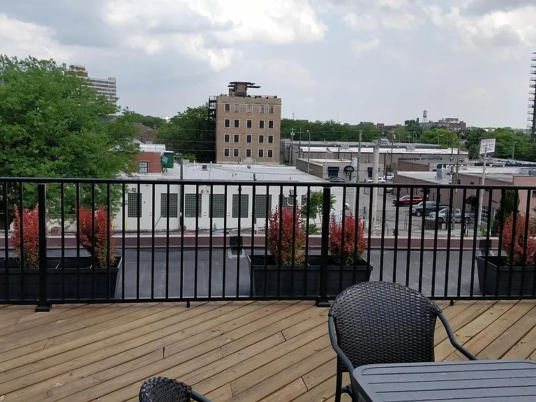 829 N Pennsylvania St #2B — Photo 37