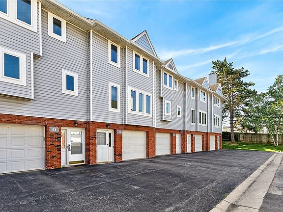 2nd image of 43 Union Hill Dr