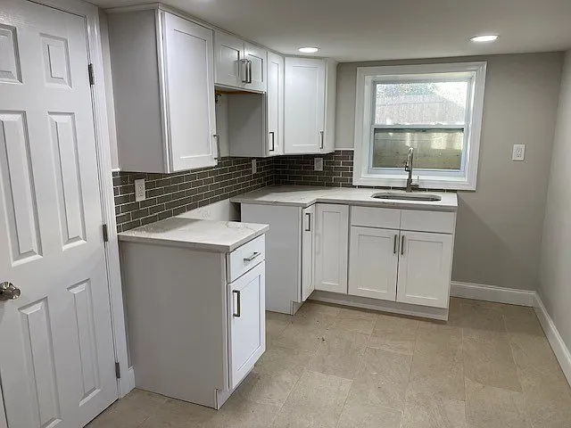 28 Dering Rd — Photo 4