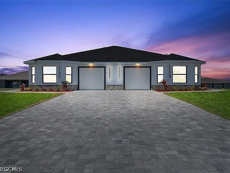 1130 Graystone Ave
