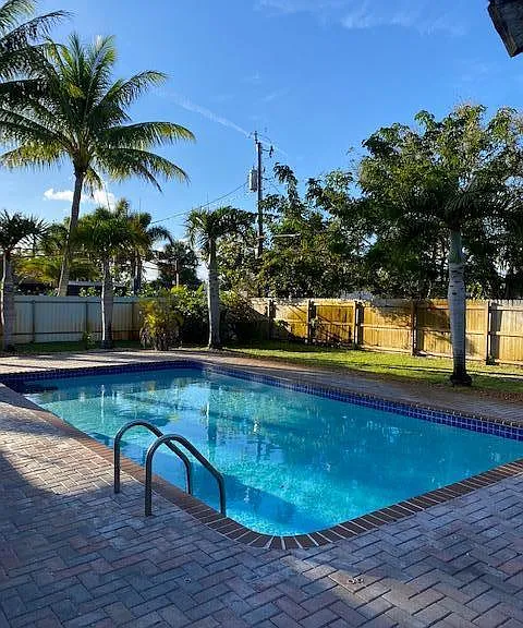 2545 Palm Rd — Photo 10