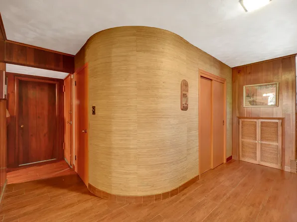 2708 East 66th Street image 19 of 23