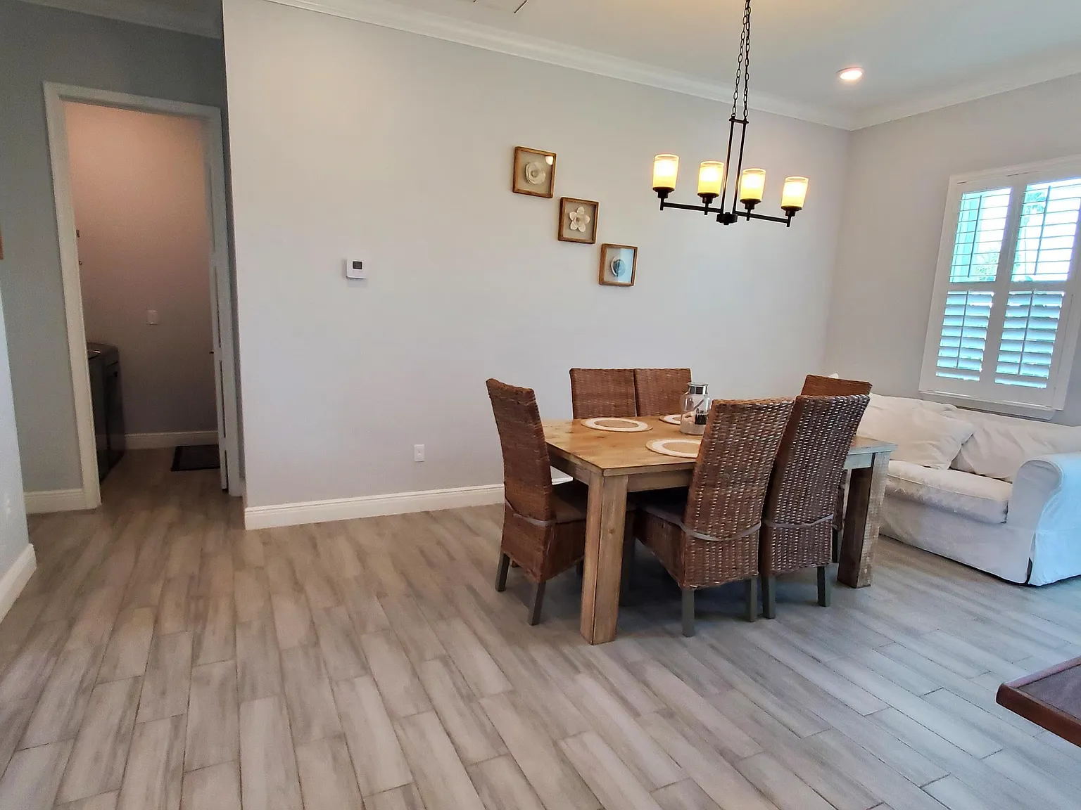 4 bed, 2.0 bath, 1625 sqft, $2,999 — Photo 3