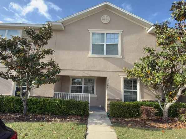27507 Desert Willow Way, Wesley Chapel, FL 33544