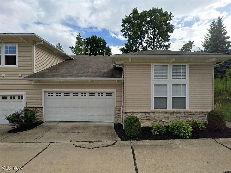 1st image of 104 Stonegate Cir