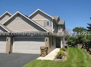 1325 Glacier Hill Dr APT 4, Madison, WI 53704