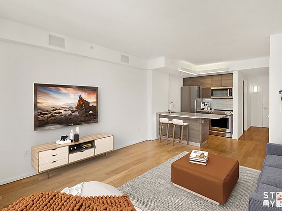 4th image of 172 Montague St