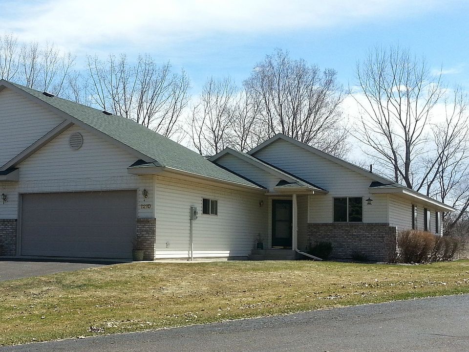 1st image of 1210 7th Ave E