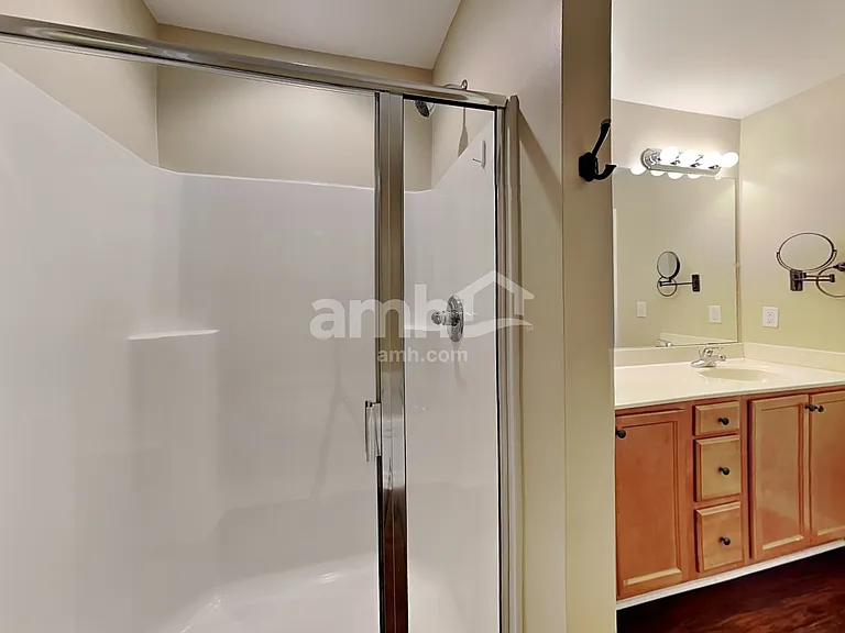 2716 Leesa Ann Ln — Photo 12