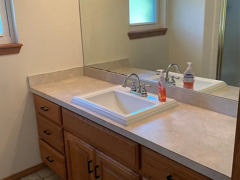 3209 Skylane Dr — Photo 16