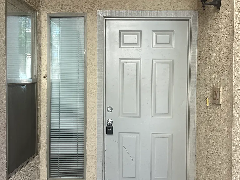 525 N Miller Rd #120 — Photo 3