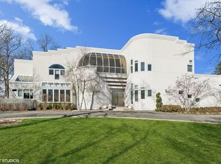1949 Browning Ct, Highland Park, IL