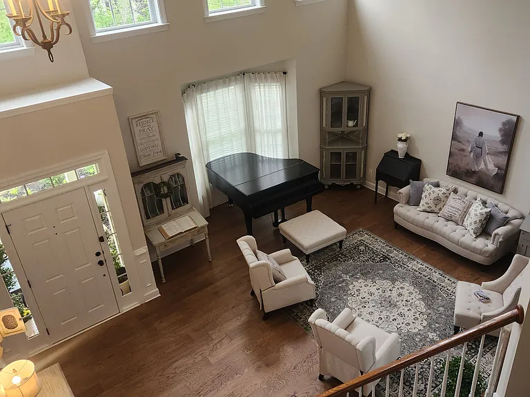 Woodview Ln — Photo 4