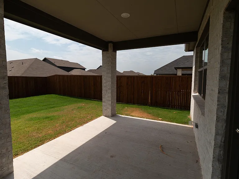 1140 Enchanted Rock Ln — Photo 39