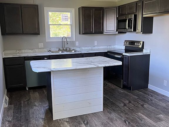 4th image of 8038 Ayer Dr