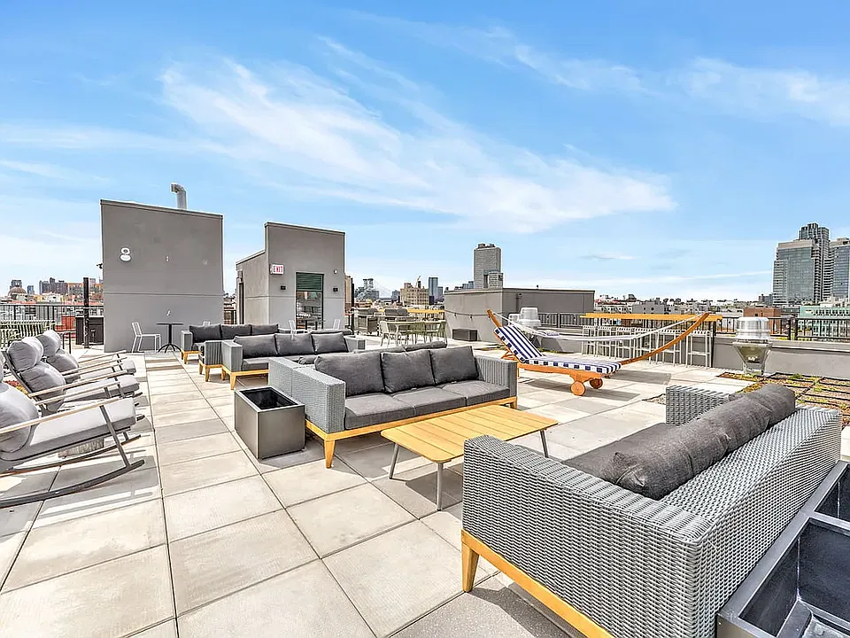 165 N 5th St #111